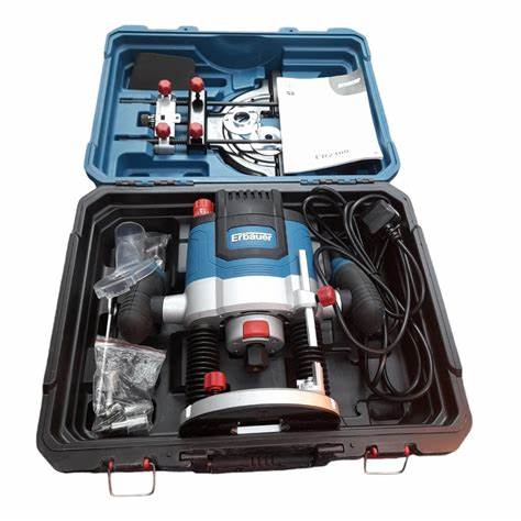 Plunge Router